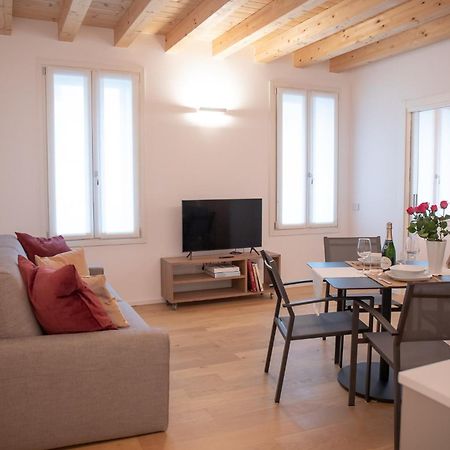 Amendola City View Apartments Suite Romantica Como Eksteriør billede